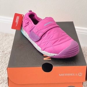 NWT MERRELL BARE STEPS HUT MOC BERRY COLOR SIZE 3